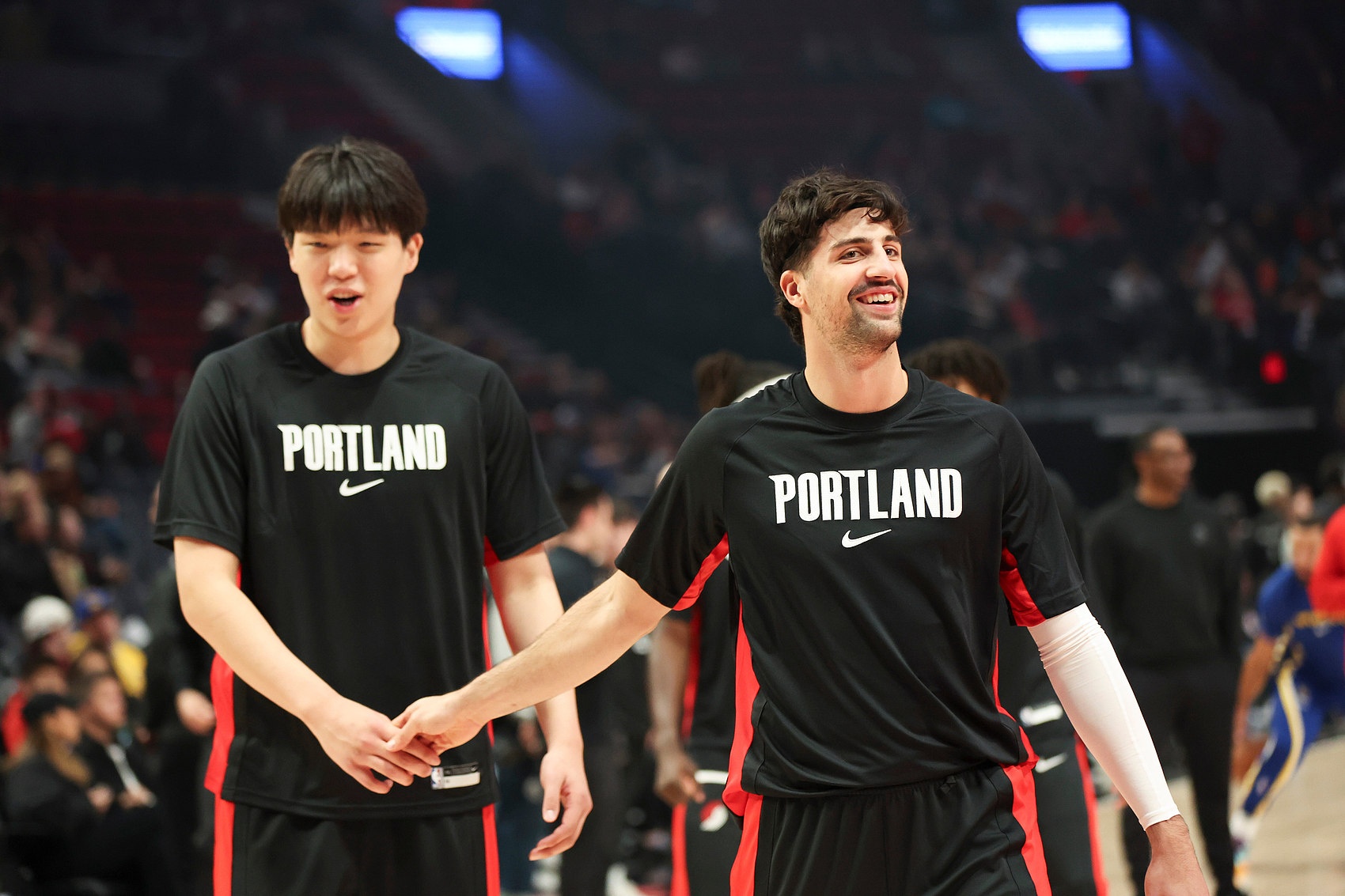 世界杯官方手机客户端安装-拓记：球队只有5位非卖品 杨瀚森&amp;利拉德&amp;克林根&amp;阿夫迪亚&amp;卡马拉